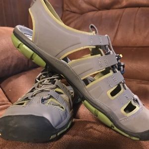 Keen Newport H2 Hiking Water Shoe